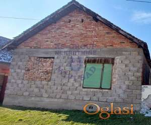 Kuća u Ležimiru na prodaju